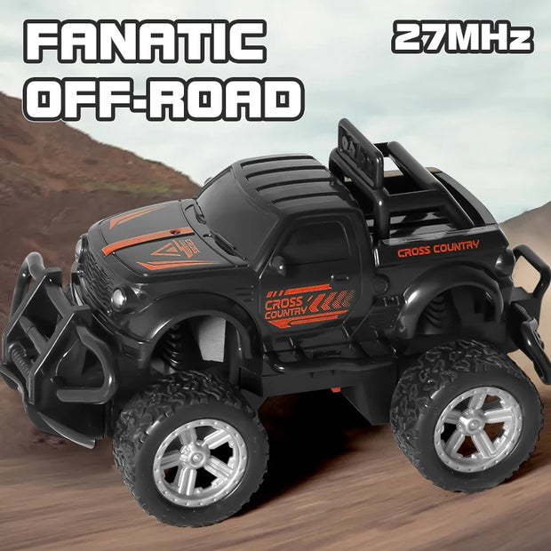 RC Off-Road Vehicle – Alloy 4WD High-Speed Climbing Car for Kids