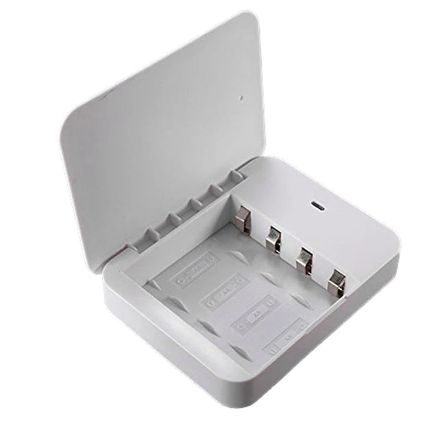 4x AA Battery-Powered USB Emergency Charger – Portable Power Bank for iPhone & More